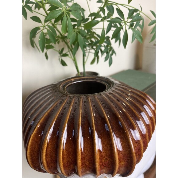 Vintage Brown Fluted Hexagon Ribbed Shaped Glazed Unique Retro Vase Planter - Picture 7 of 9